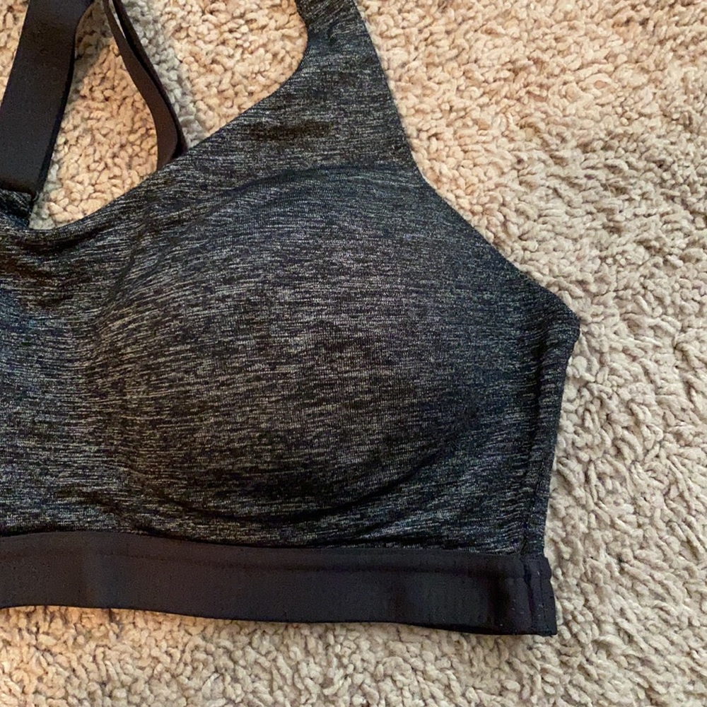 Victoria’s Secret Sports Bra - Picture 2 of 11
